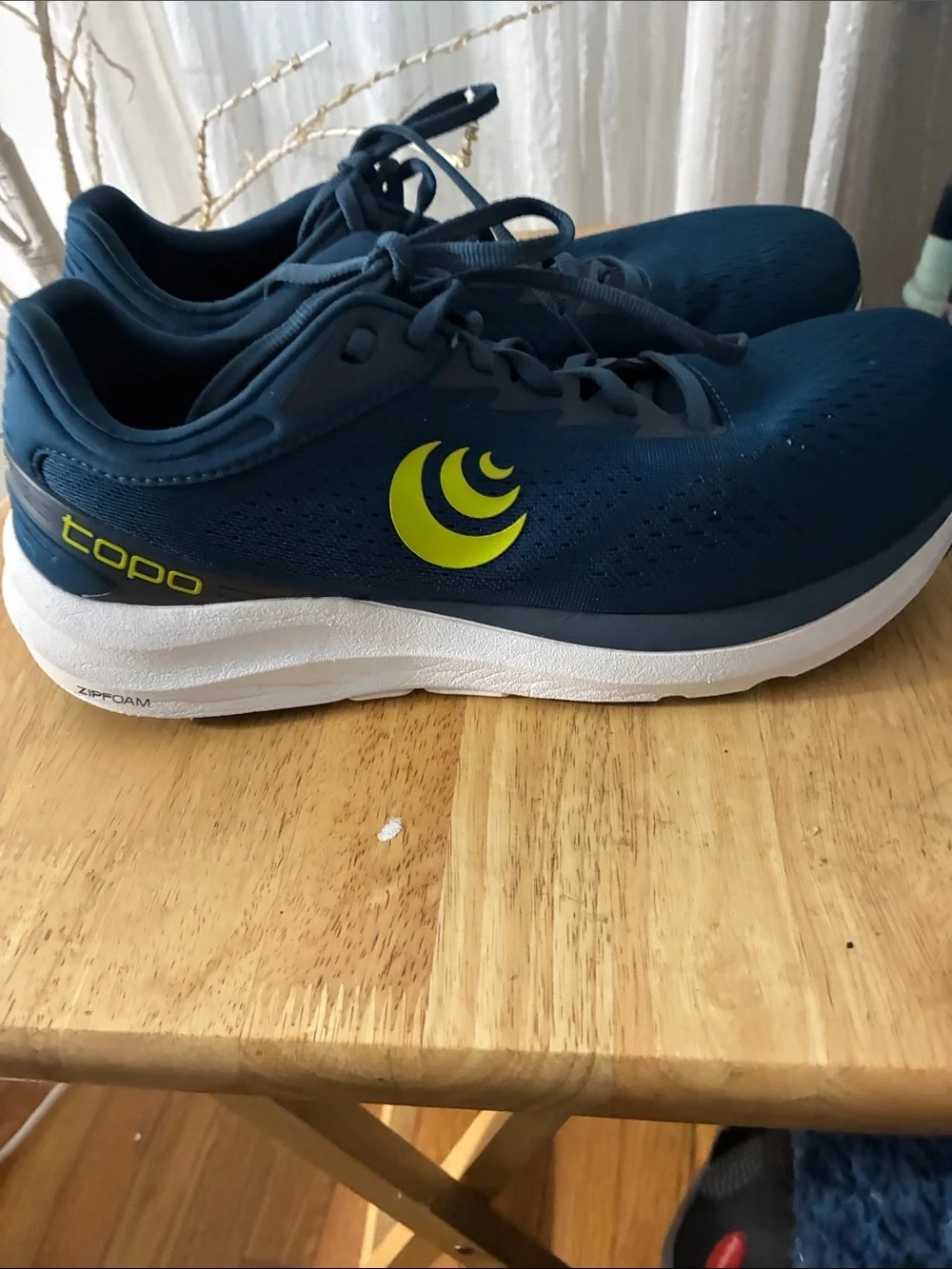 Hoka Lightweight Running Shoes  Maximalist Cushioning and Comfortable Women’s 10